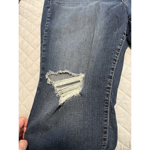 Torrid Sophia Crop Button Fly Distressed Jeans 24 - Picture 7 of 11